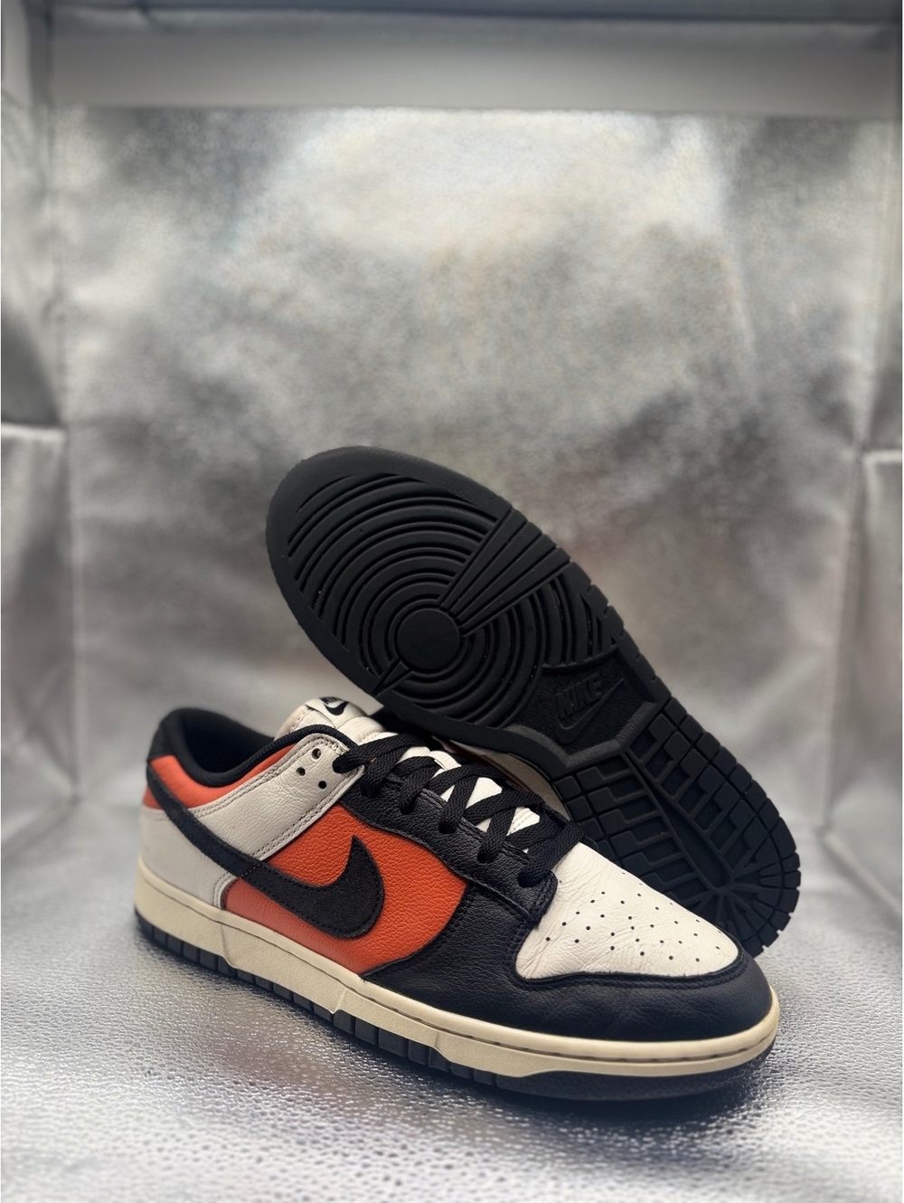 Nike dunk low vintage coral